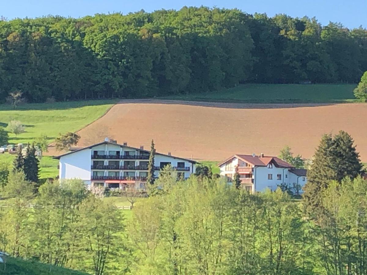 Landhotel Lortz Reichelsheim Bagian luar foto